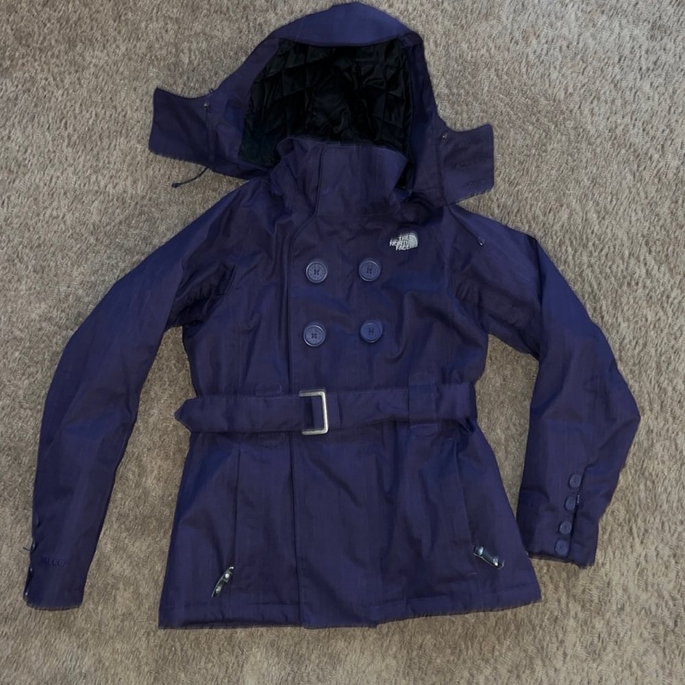 Women’s North Face ski/snowboarding jacket
